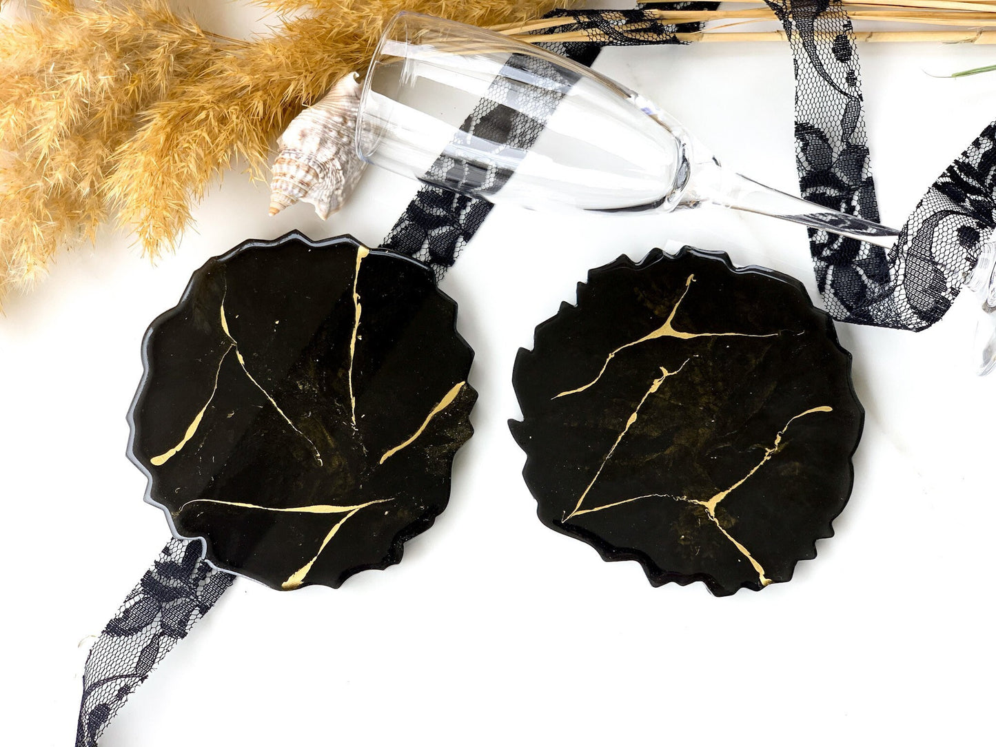 Black & Gold Marble Resin Coasters, Black Gold Agate shape Coasters, Geode Resin Coasters, Drink Coasters Set. Housewarming gift for Couples