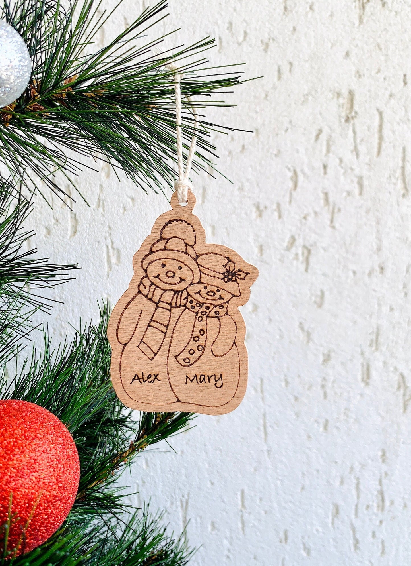 Personalized Snowman Couple Wood Ornament: Engraved Christmas Tree Decor