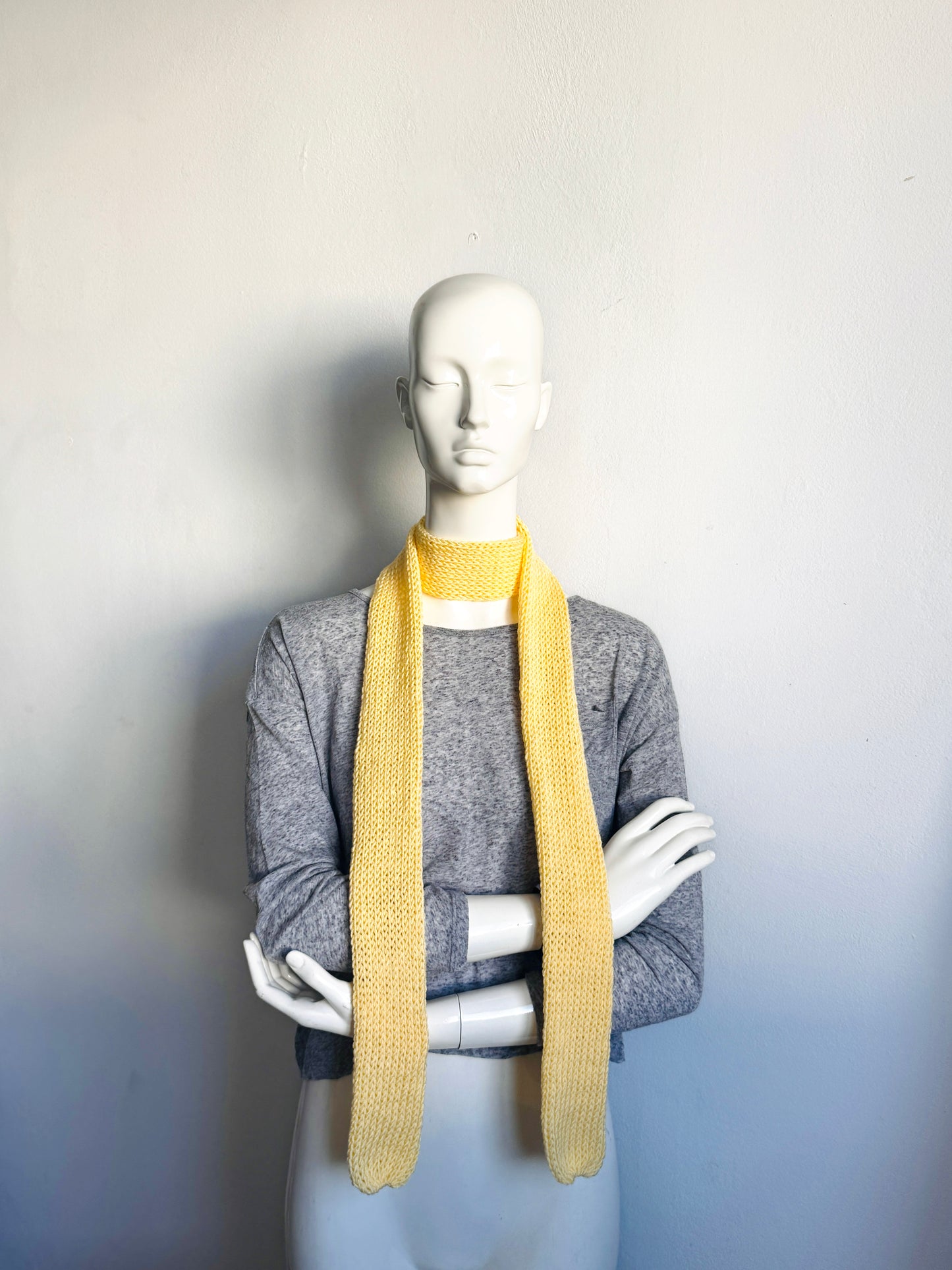 Bufanda fina de punto color amarillo mantequilla hecha a mano: Bufandas largas de tubo de bambú acrílico para mujer