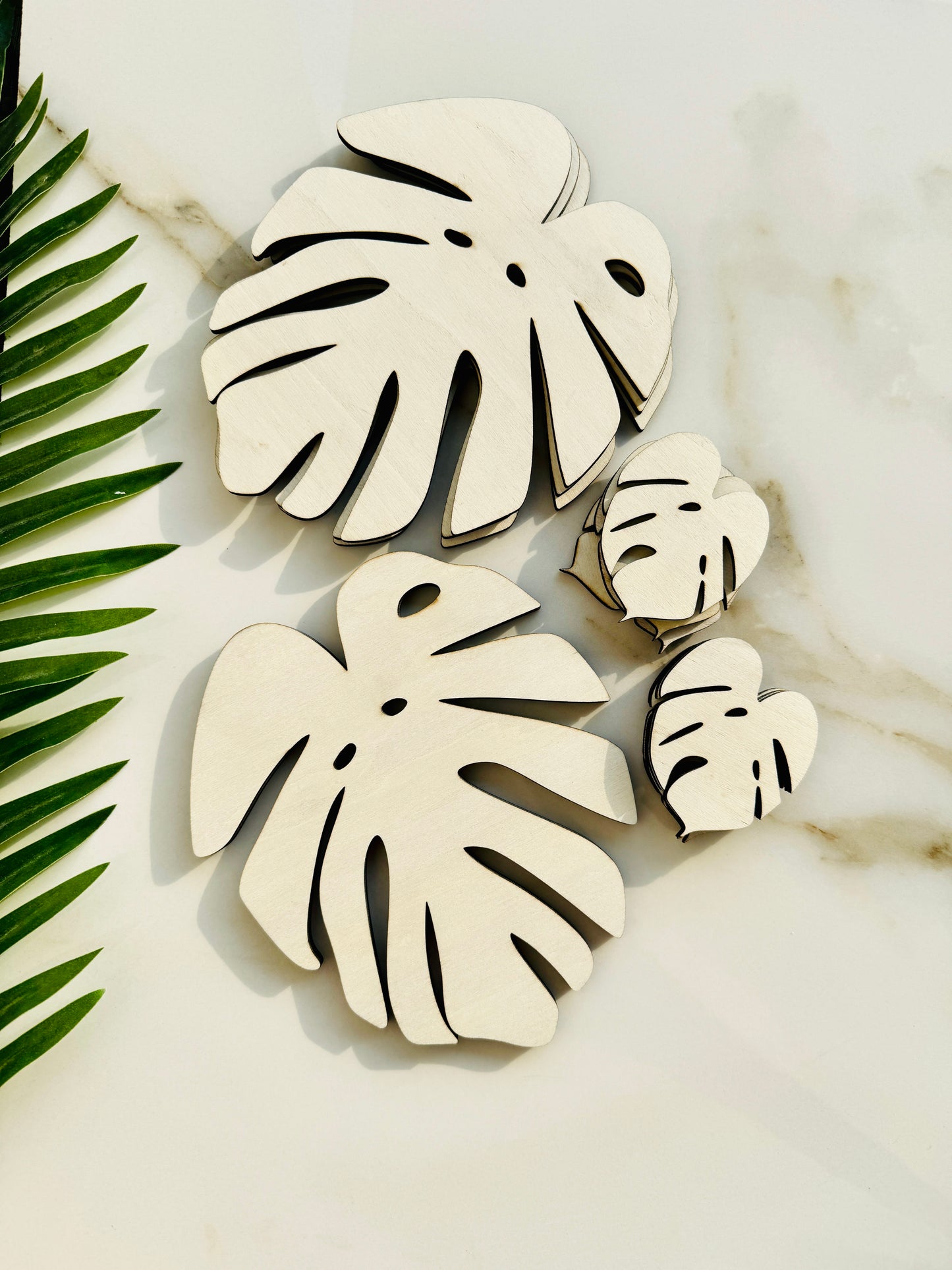 Monstera Leaf Wood Cutouts: Unfinished Crafting Wood Sign Blanks