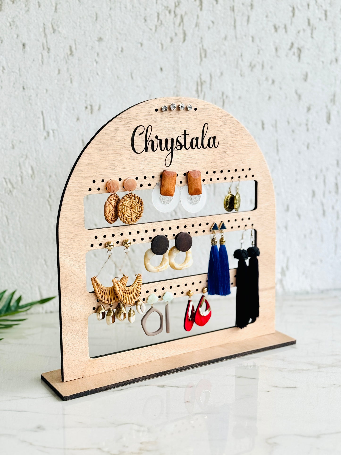 Personalized Wooden Earring Holder Stand – Custom Name Jewelry Organizer Display – Laser Cut Earrings Storage Rack for Studs & Dangles