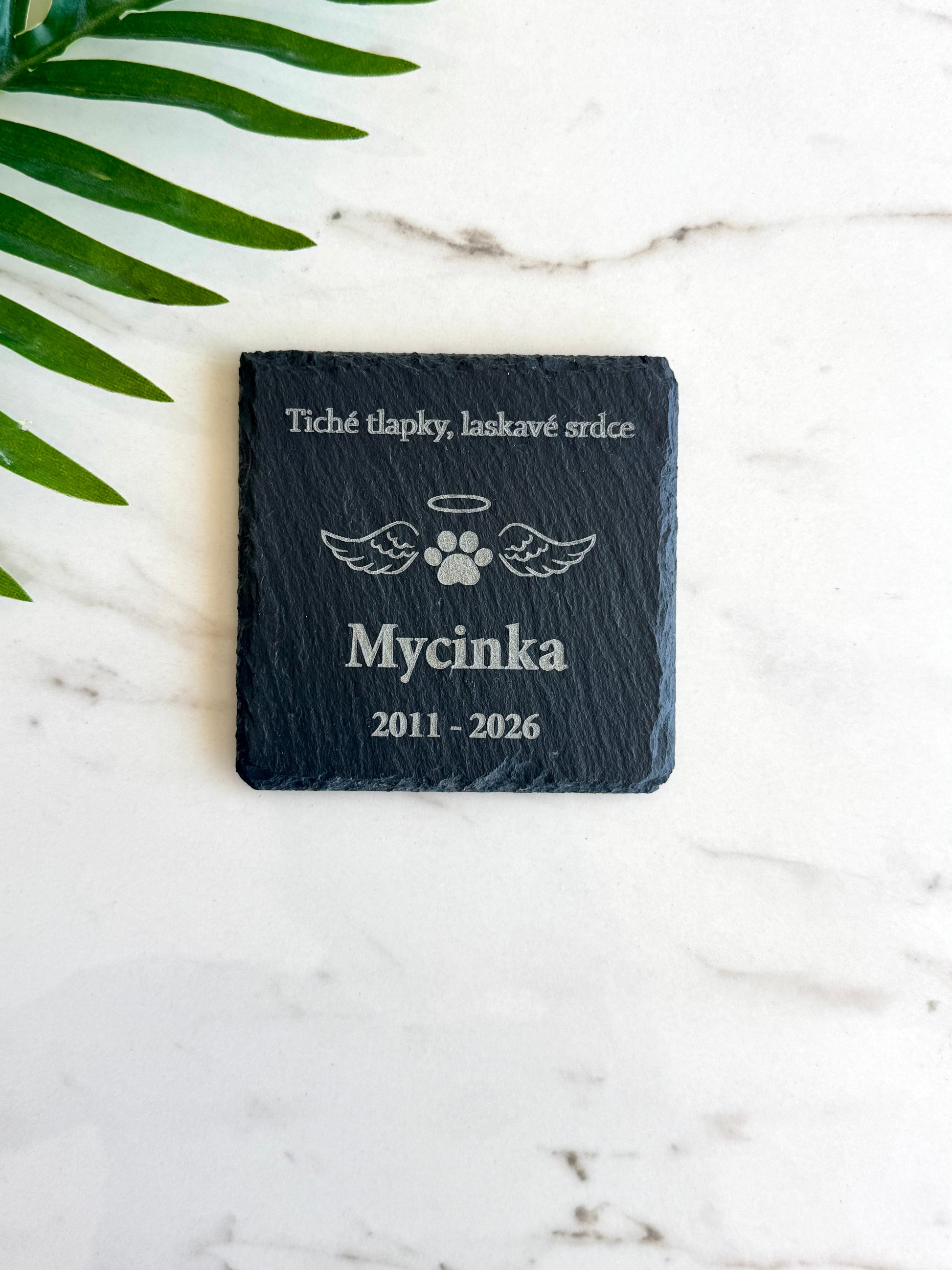 Slate stone with engraved text. Personalized Memorial Stone Plaque Engraved Slate Sympathy Gift. Pet Memorial Stone, Engraved Slate Plaque with Stand