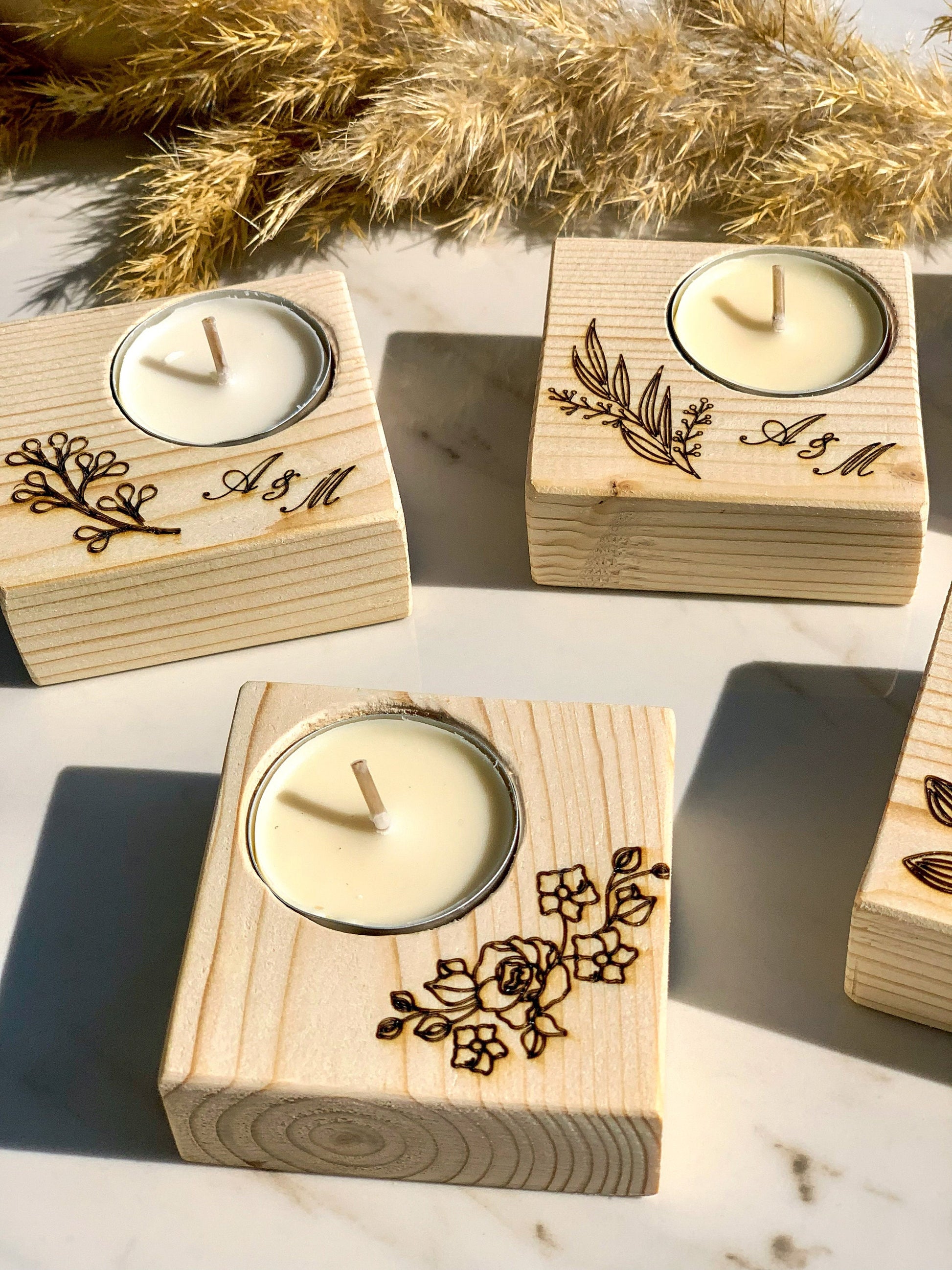 Wedding Favors in Bulk, Personalized Gifts for Guests, Custom Wooden Tealight holders, Rustic Engraved Wedding Favors, Thank you gifts