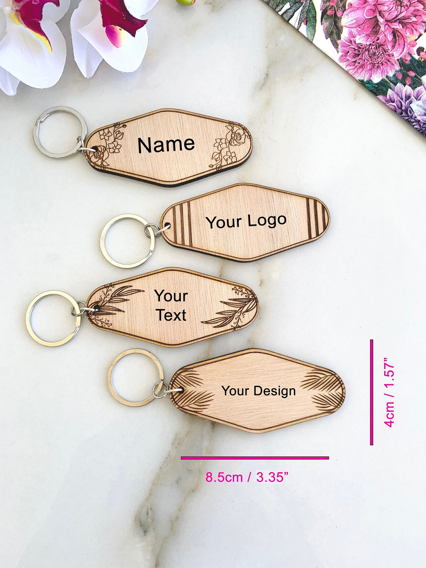 Retro Motel Keychain Personalized Bridesmaid Keychain Gift Wood Engraved Keyring Wedding Favors Custom Motel Logo Keychain Bride Tribe Gifts