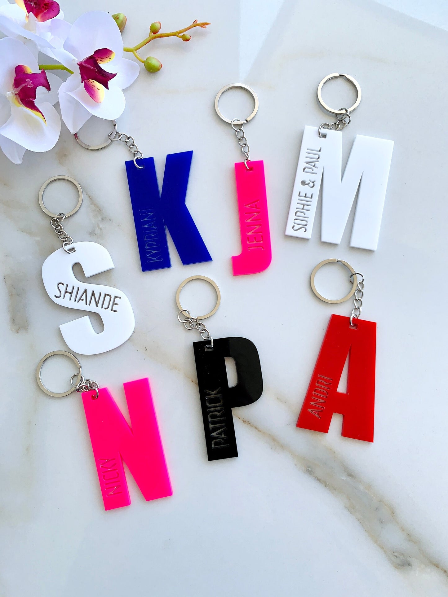 Initial Letter keychain Name Acrylic Keyring Personalized, Backpack Name Tag, Monogram keychain, School Bag Name Tag, Custom Fob Bag Charm