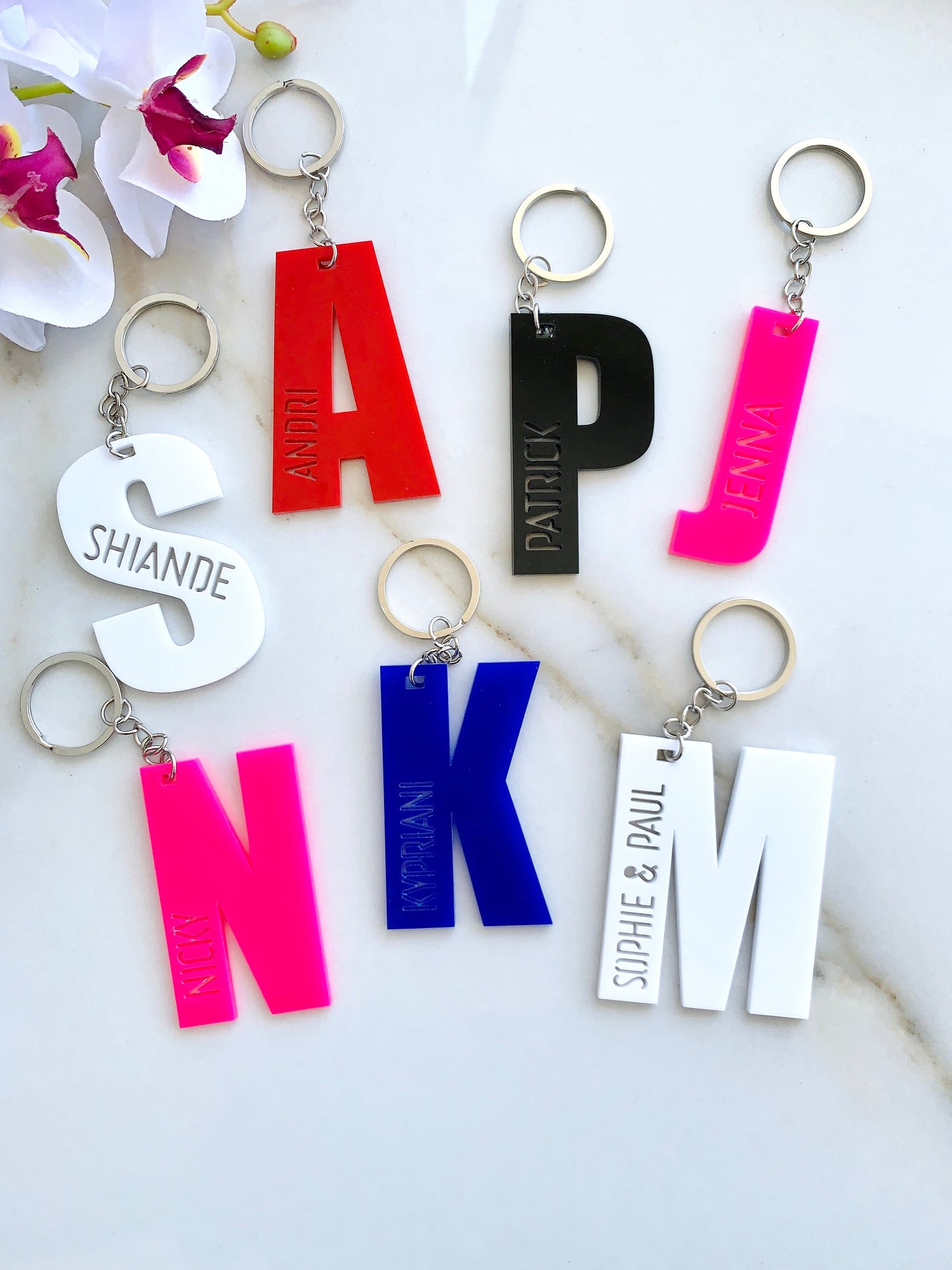 Initial Letter keychain Name Acrylic Keyring Personalized, Backpack Name Tag, Monogram keychain, School Bag Name Tag, Custom Fob Bag Charm