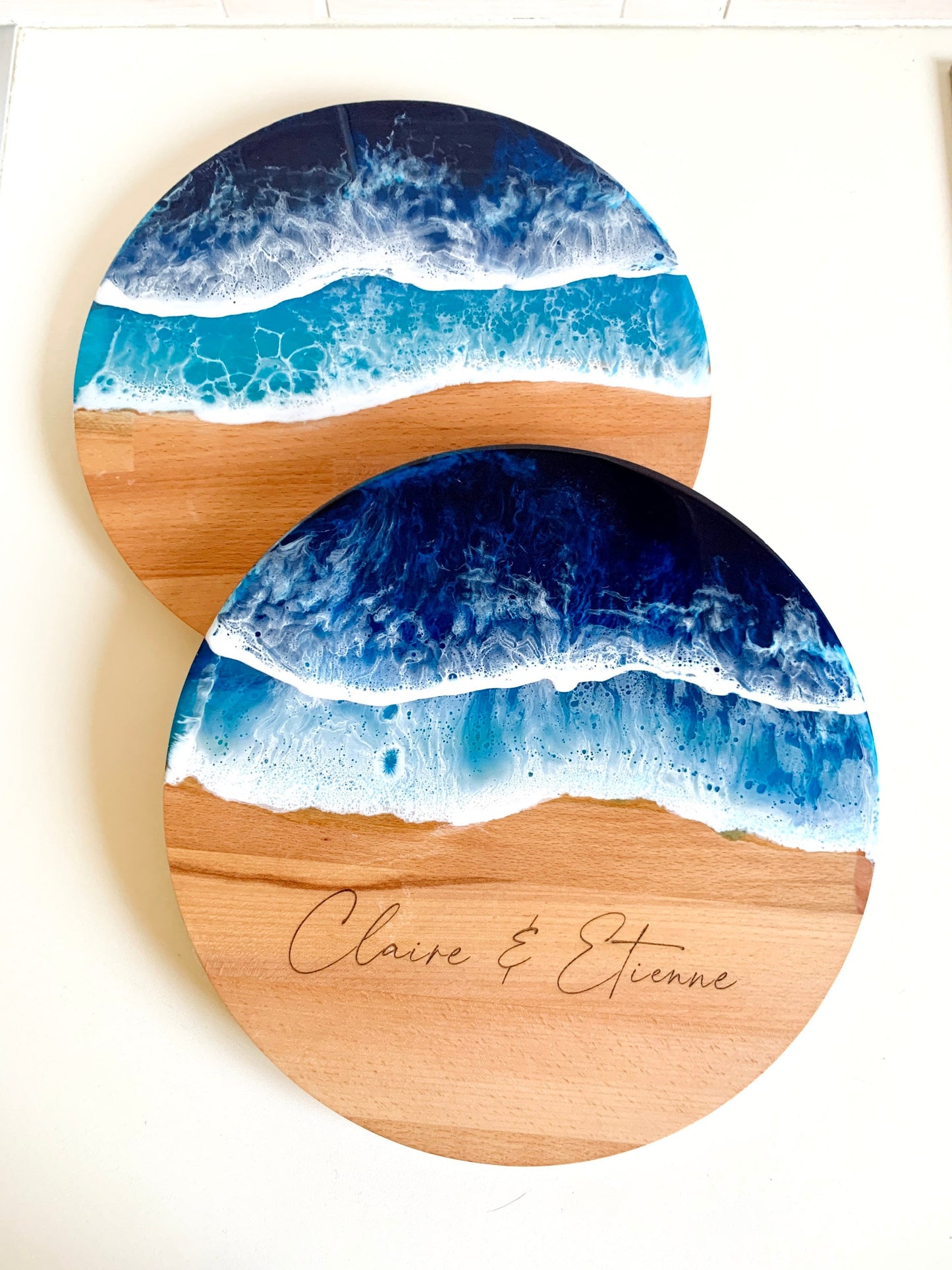 Personalized Resin Ocean Wall Art, Wood Chopping Board Engraved, Ocean Resin cheese cutting board, or a piece of hanging art, 3D Ocean waves