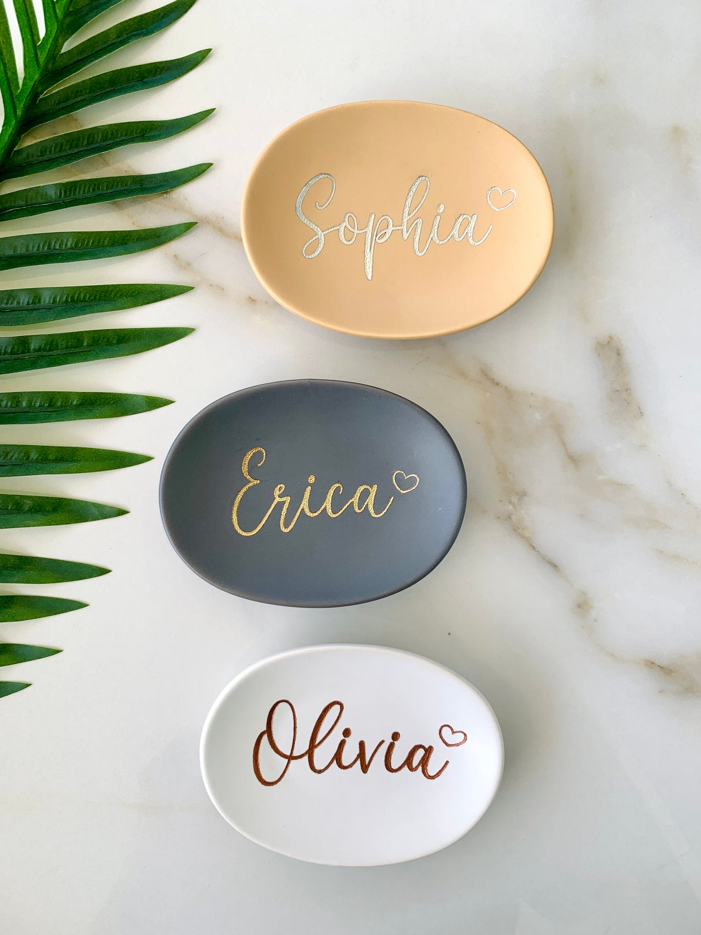 Personalized jewelry dish bridesmaid gift ring dish personalized gift for her Engraved trinket dish bridesmaids wedding gifts ring dish