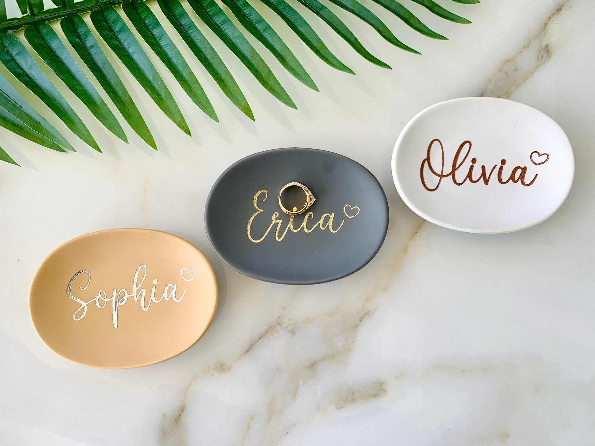 Personalized jewelry dish bridesmaid gift ring dish personalized gift for her Engraved trinket dish bridesmaids wedding gifts ring dish