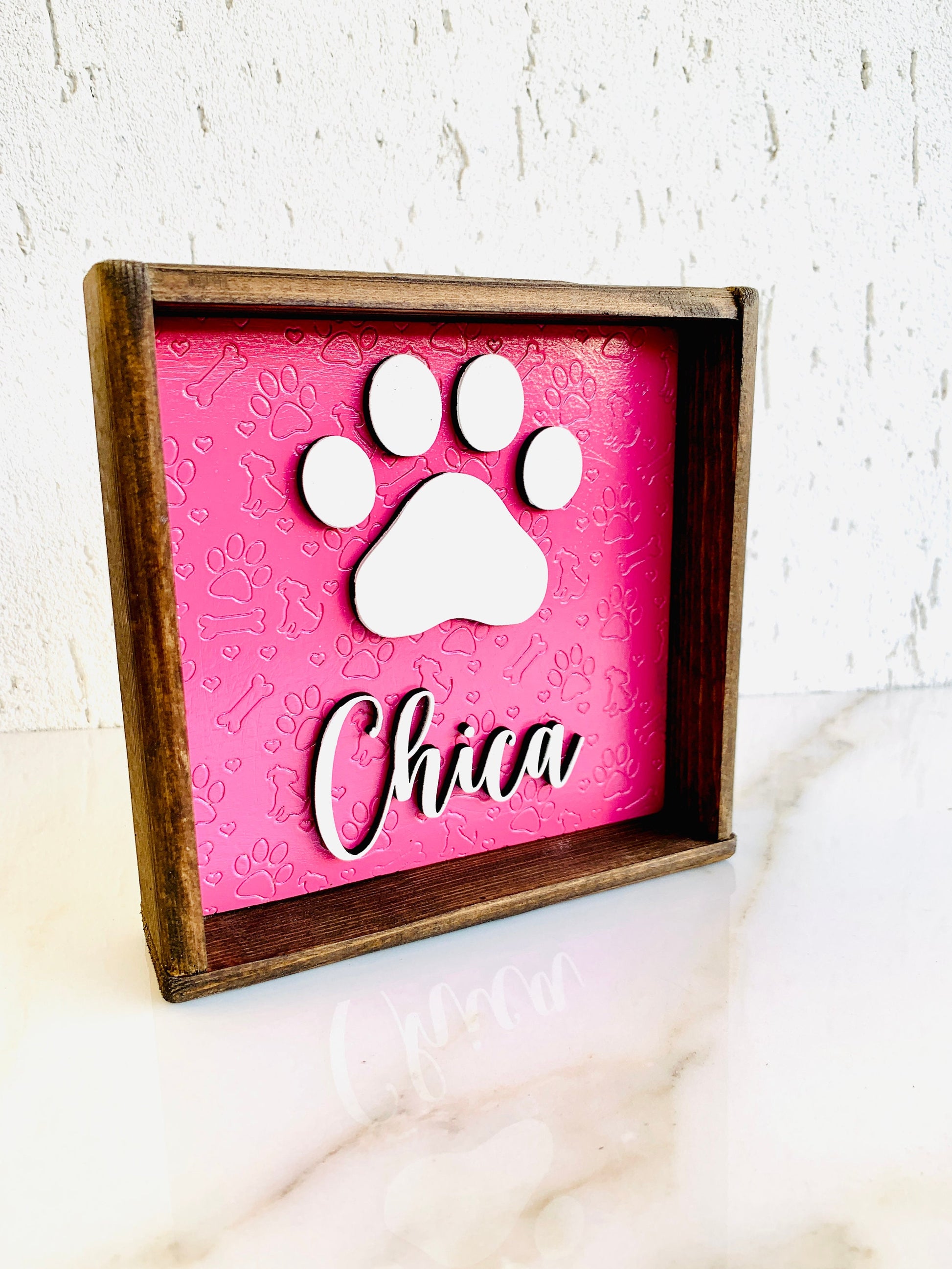 Custom Paw Dog Name Sign Personalized Wood Engraved Framed Cat Sign 3D Laser cut Pet Sign Freestanding Sign for Cats and Dogs Home Decor