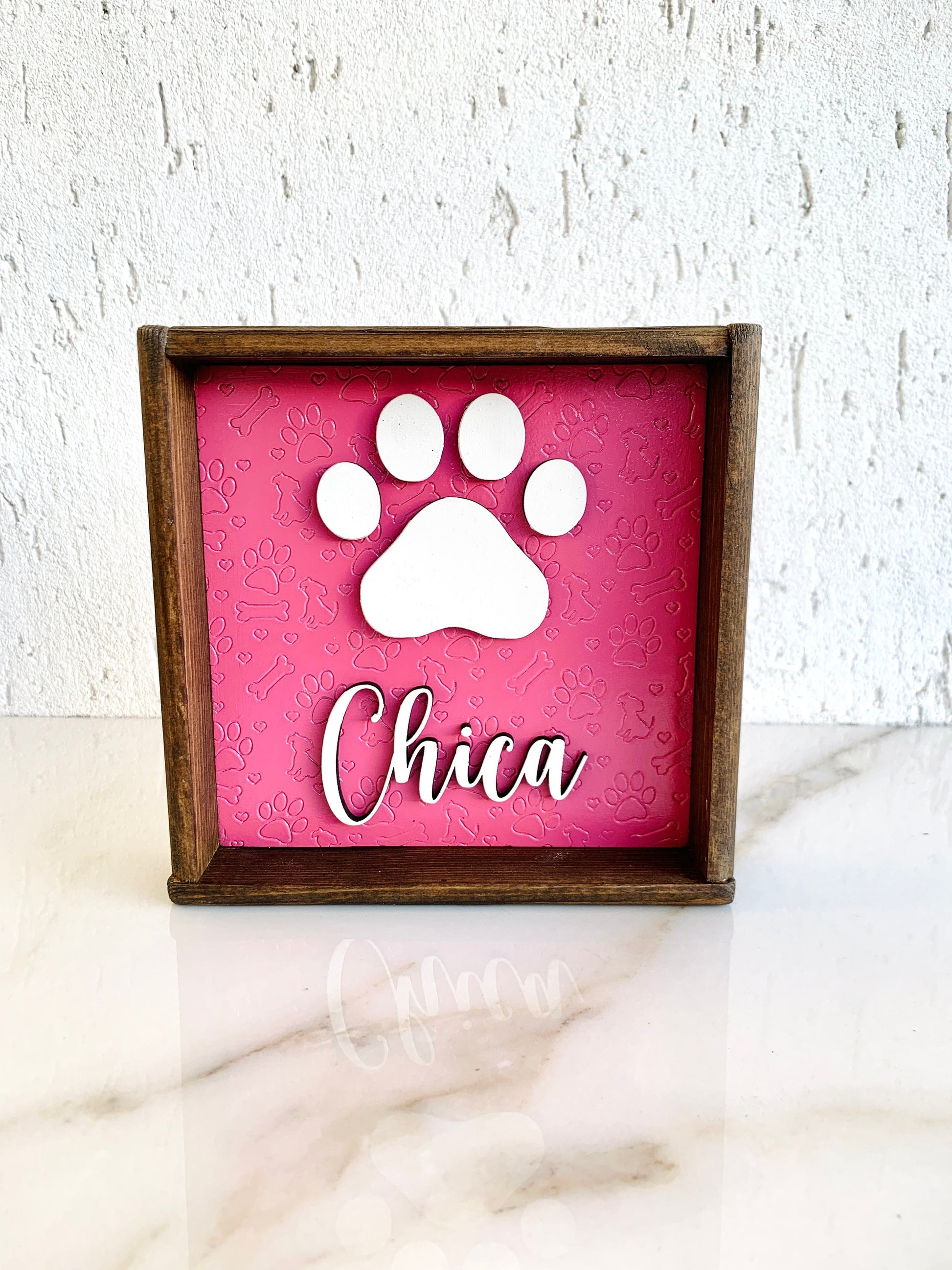 Custom Paw Dog Name Sign Personalized Wood Engraved Framed Cat Sign 3D Laser cut Pet Sign Freestanding Sign for Cats and Dogs Home Decor