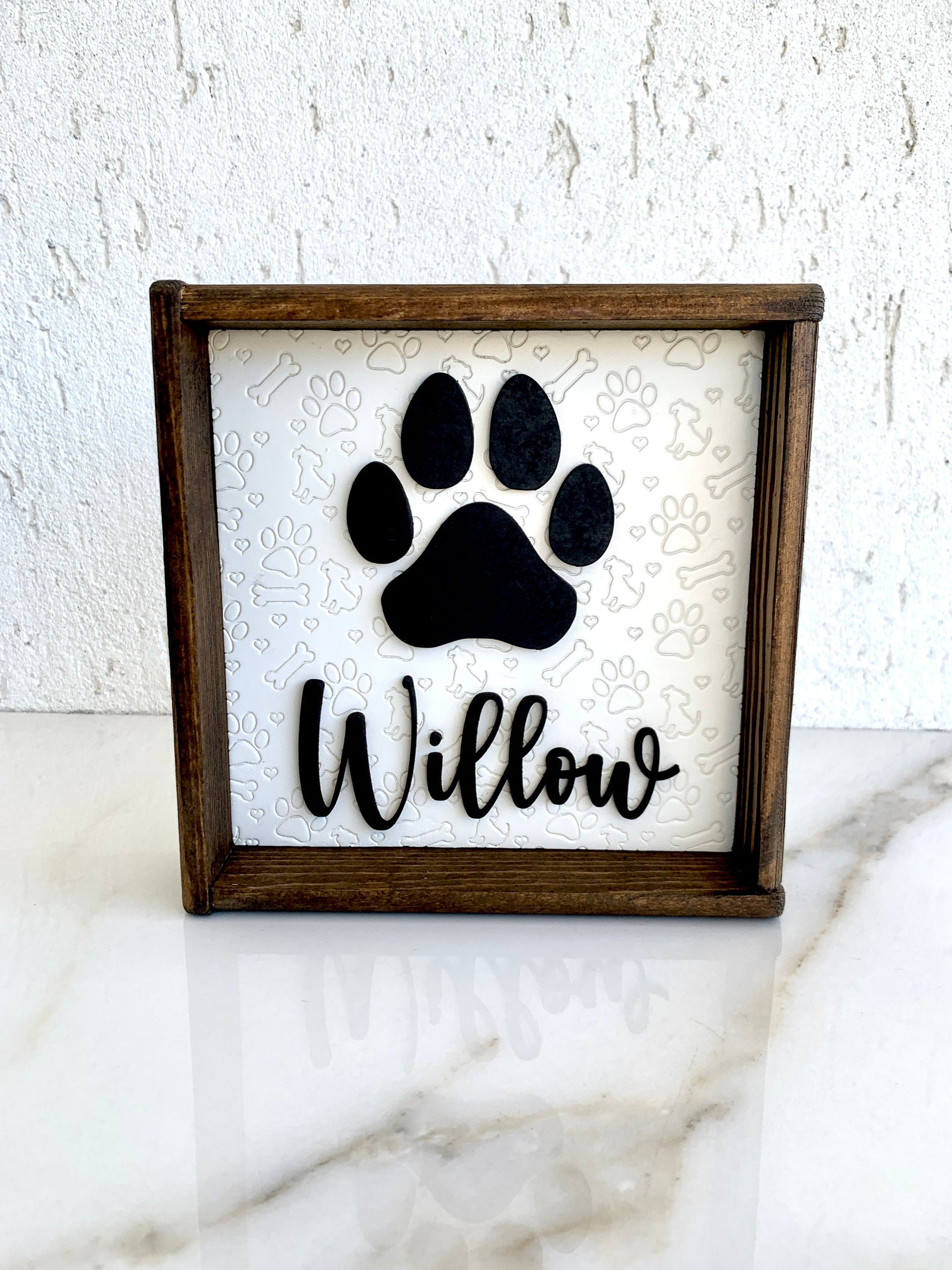 Custom Paw Dog Name Sign Personalized Wood Engraved Framed Cat Sign 3D Laser cut Pet Sign Freestanding Sign for Cats and Dogs Home Decor