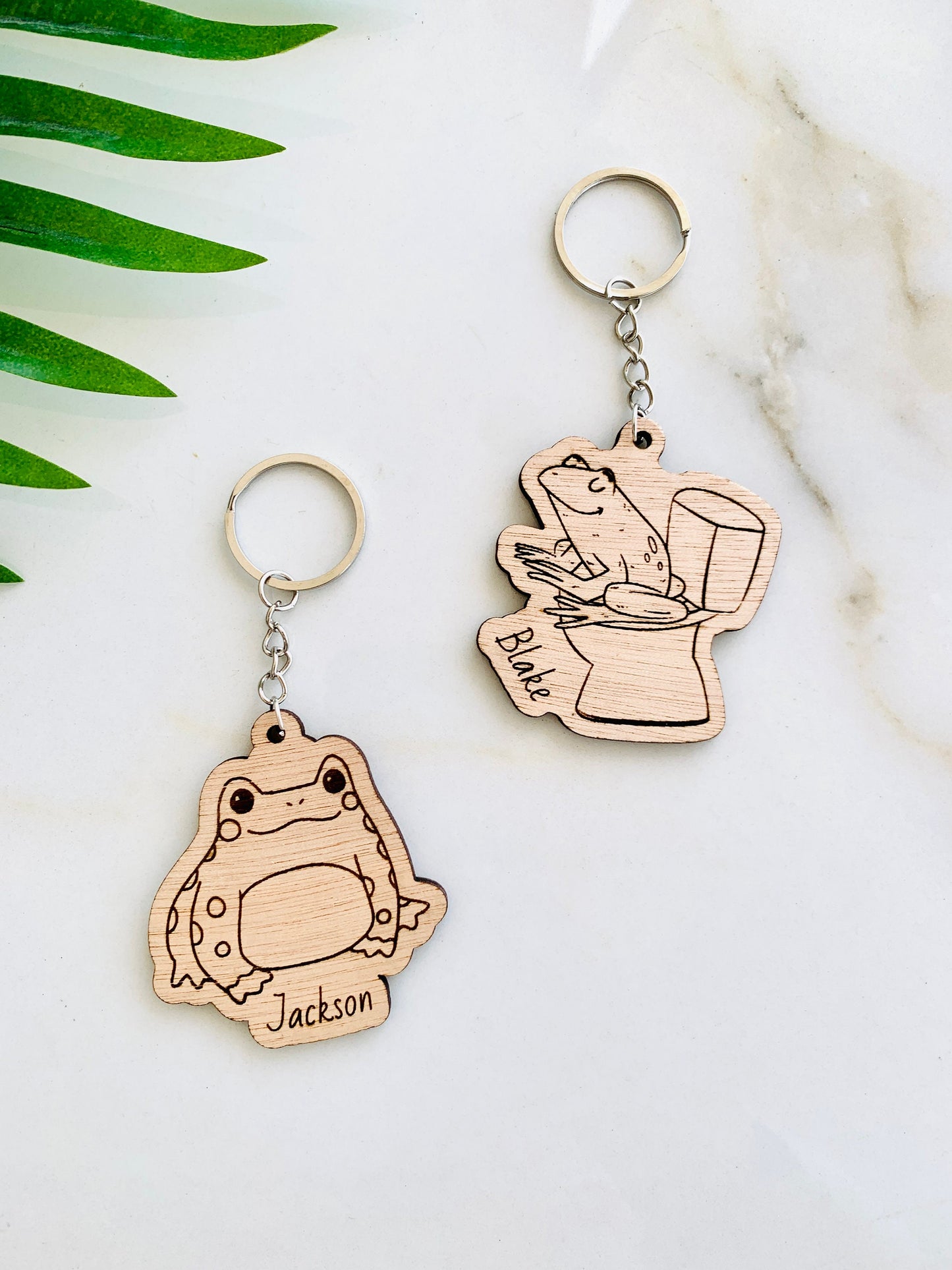 Frog Mushroom Keychain Personalized, Frog keyring, Name Frog on Toilet, African dwarf frog, Frog Gifts, Frock Backpack Charm, Frog Name Tags