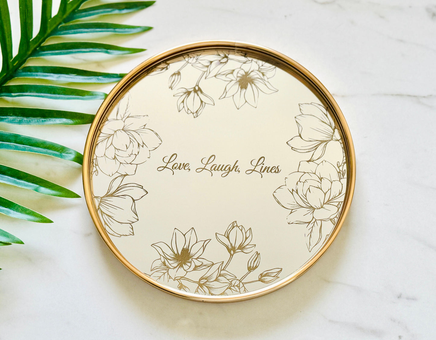 Personalized Jewelry Tray Engraved Oval Mirror Vanity Tray Magnolias Design - Golden Frame - Luxurious Organizer for Candles and Cosmetics